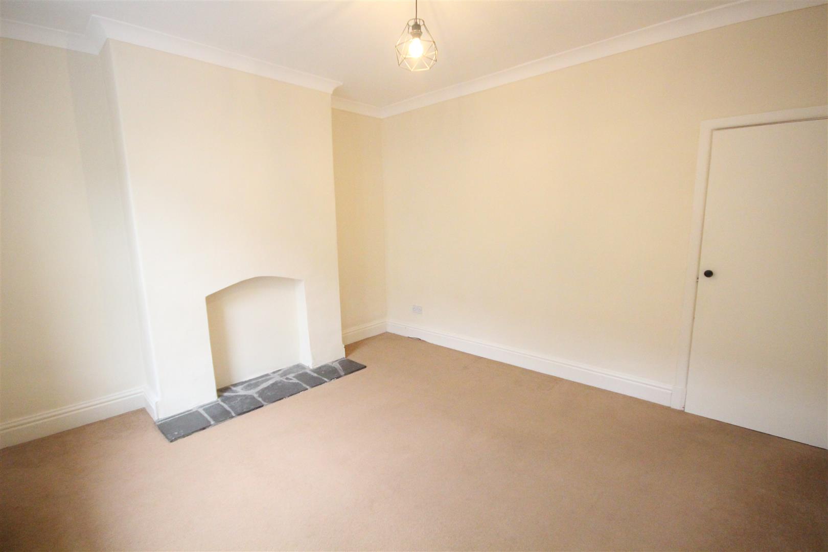 2 bedroom mid terrace house To Let in Barnoldswick - IMG_6231.jpg
